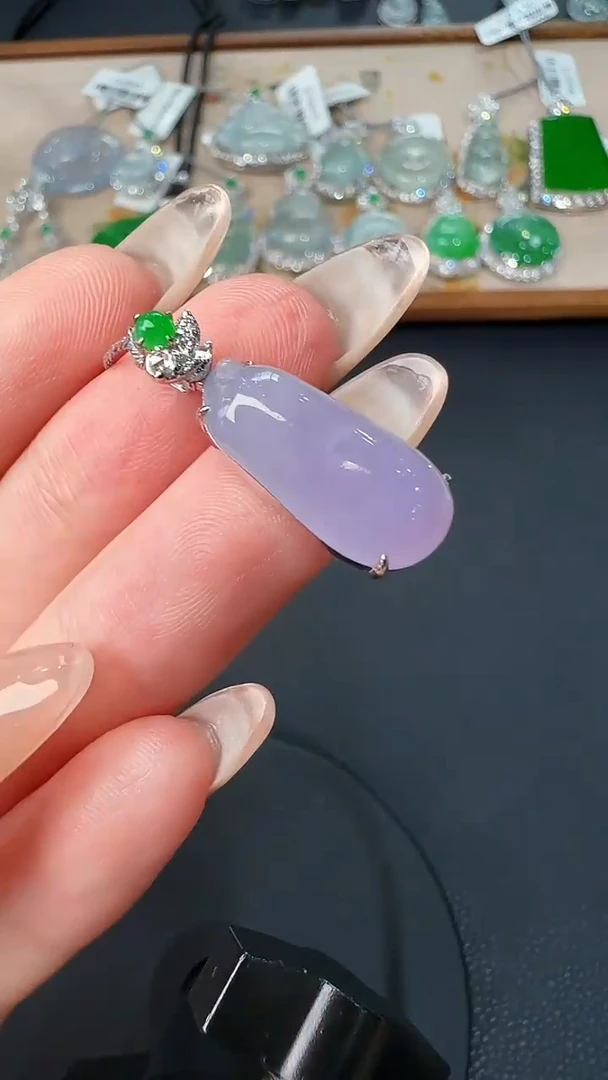 翡翠18K金镶嵌吊坠(不含链)6