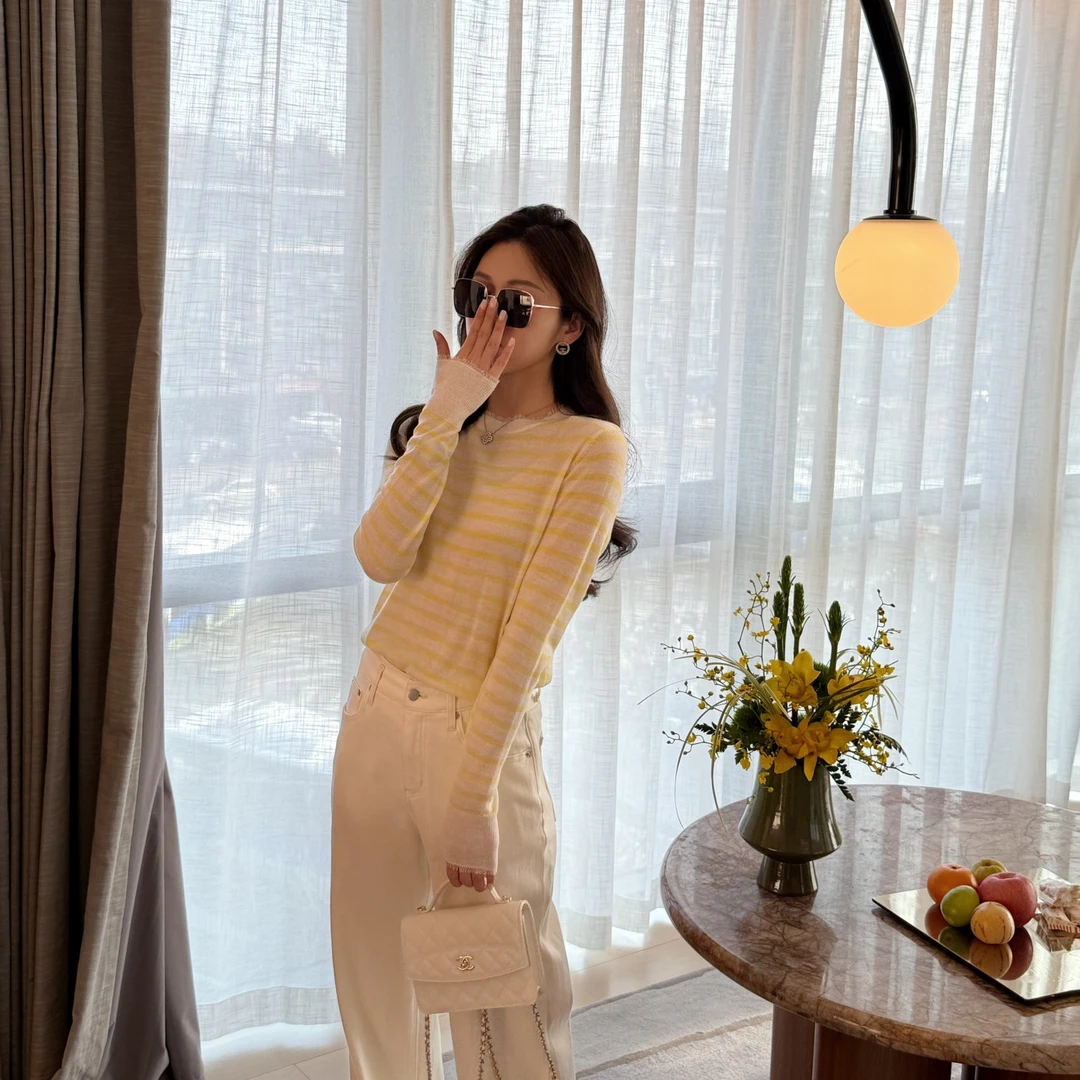 syna希娜 海岸茉莉 休闲宽松圆领条纹针织衫