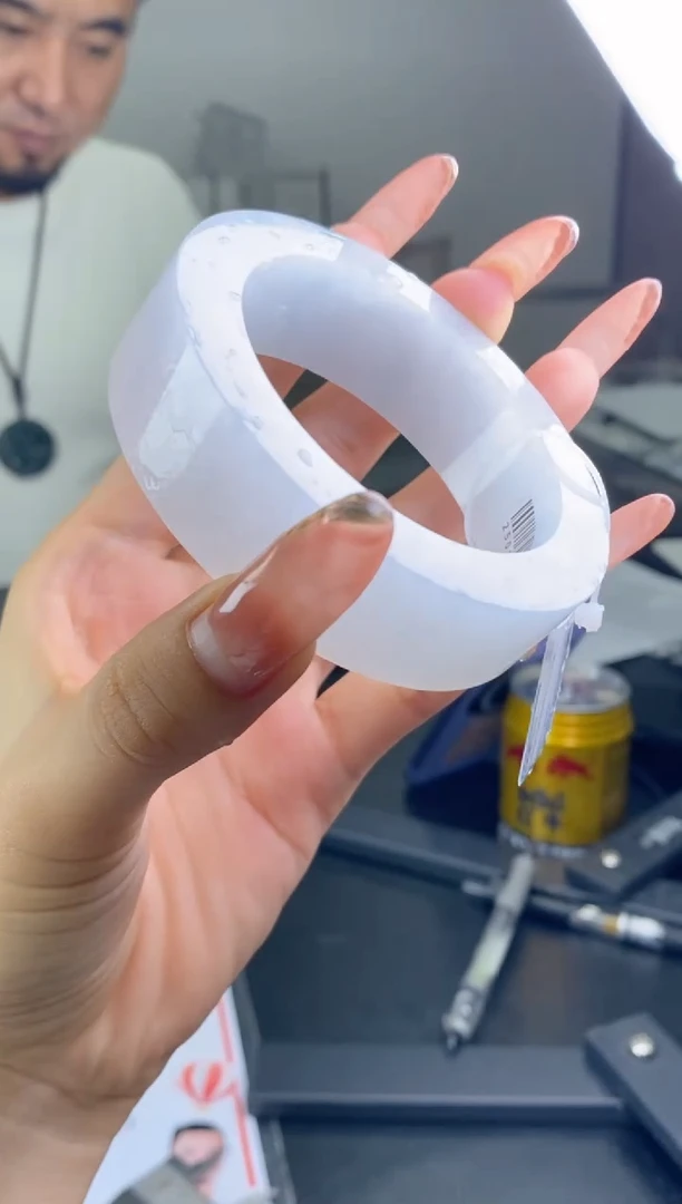 【闪购商品】定制翡翠手镯未镶嵌毛胚定制手镯