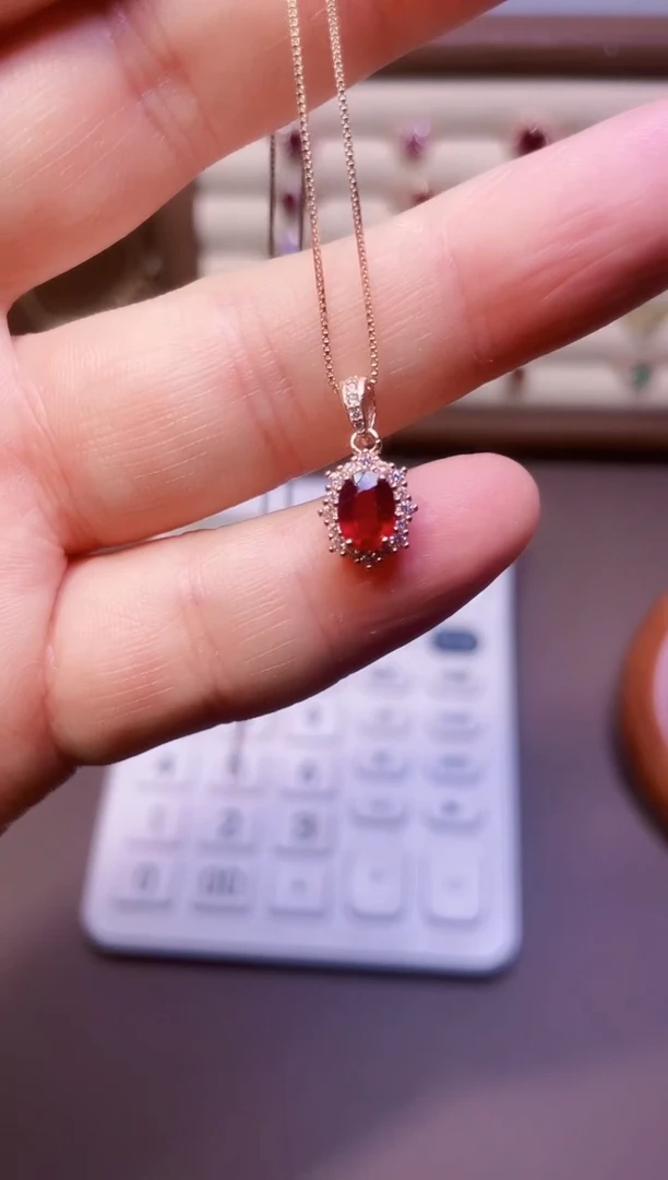 【闪购商品】红宝石颈饰银S925镶嵌1