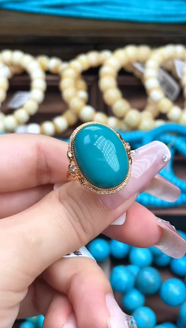 18K金镶嵌绿松石珠宝奇石A021