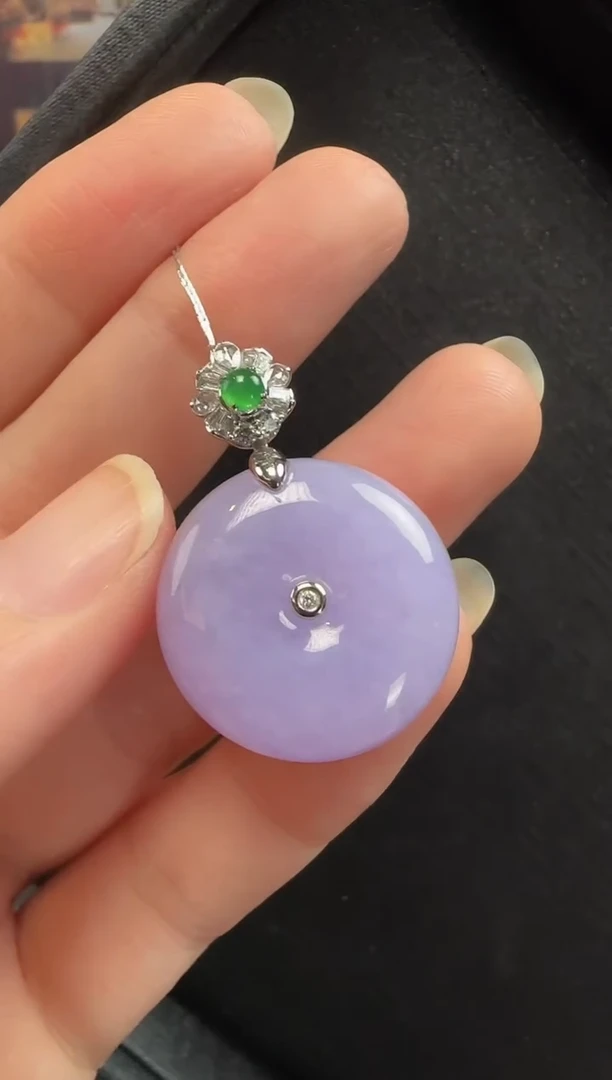 颈饰18K金镶嵌翡翠438平安扣一个