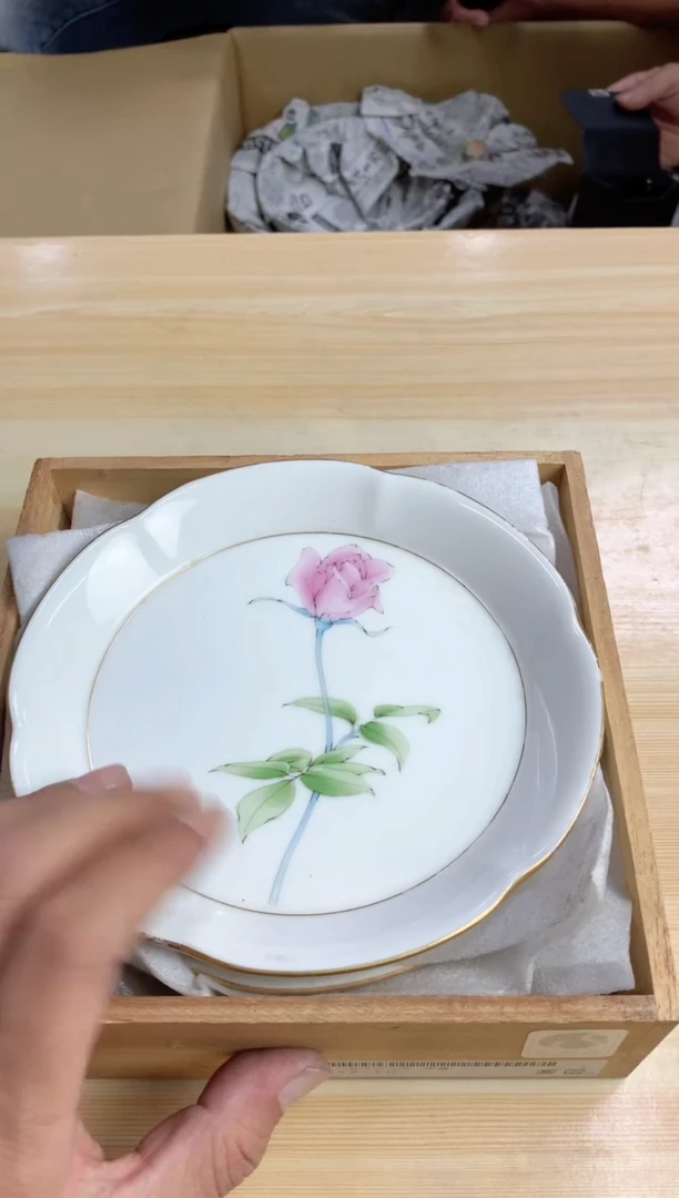 手工艺品玻璃默认微瑕，no退no换，介意勿拍