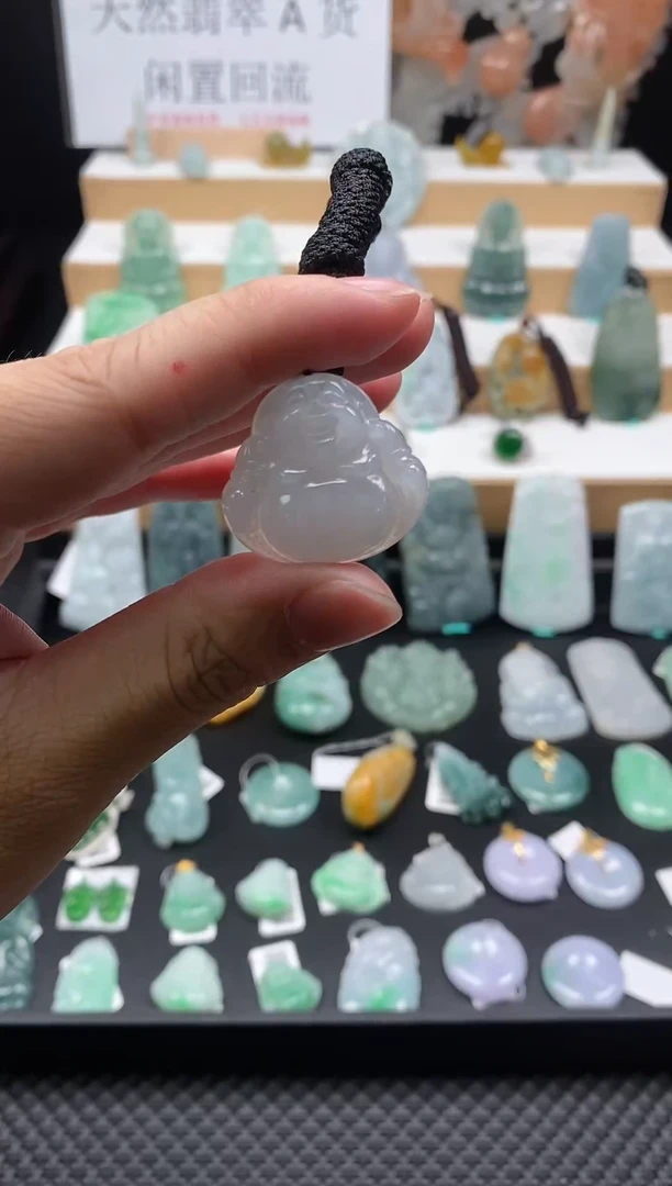 【闪购商品】翡翠颈饰未镶嵌96佛公