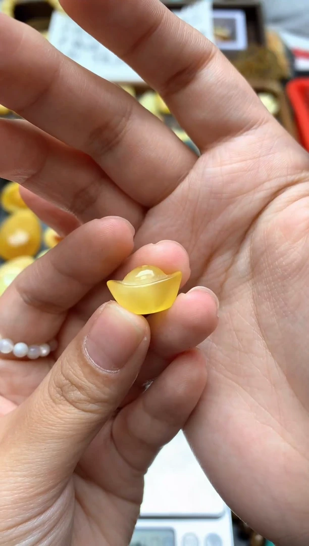 【闪购商品】琥珀珠宝奇石未镶嵌027蜜蜡花粉小坑有强迫症的不要拍