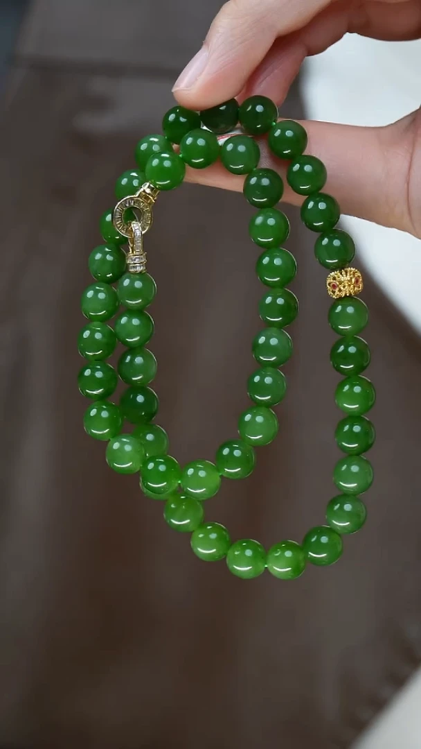 项链18K金镶嵌和田玉（碧玉）5