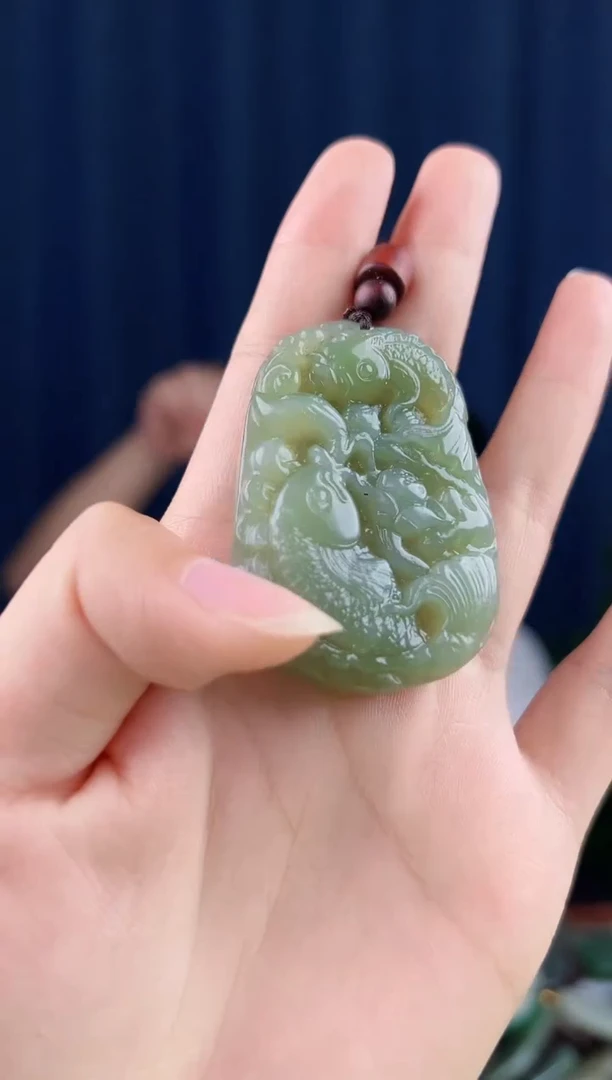 颈饰未镶嵌和田玉拍一发一，多样性发货