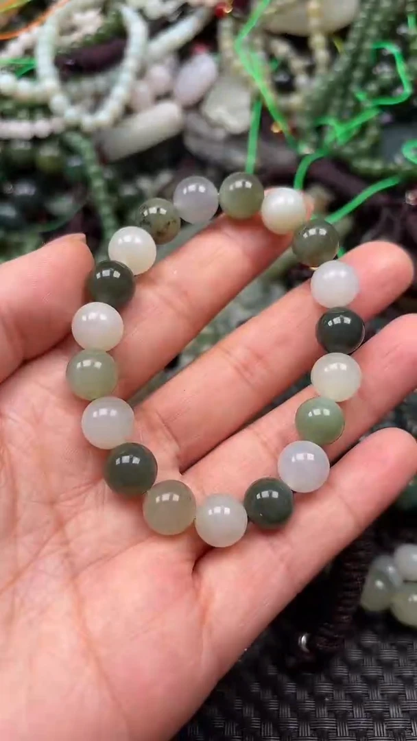 【闪购商品】和田玉颈饰未镶嵌.