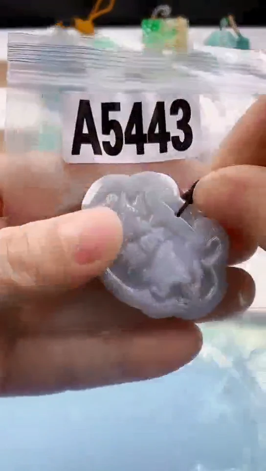 翡翠未镶嵌颈饰天然翡翠吊坠挂件