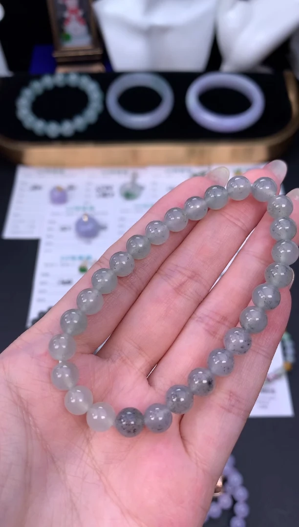 未镶嵌定制翡翠48小时鉴赏期 退货不扣服务费