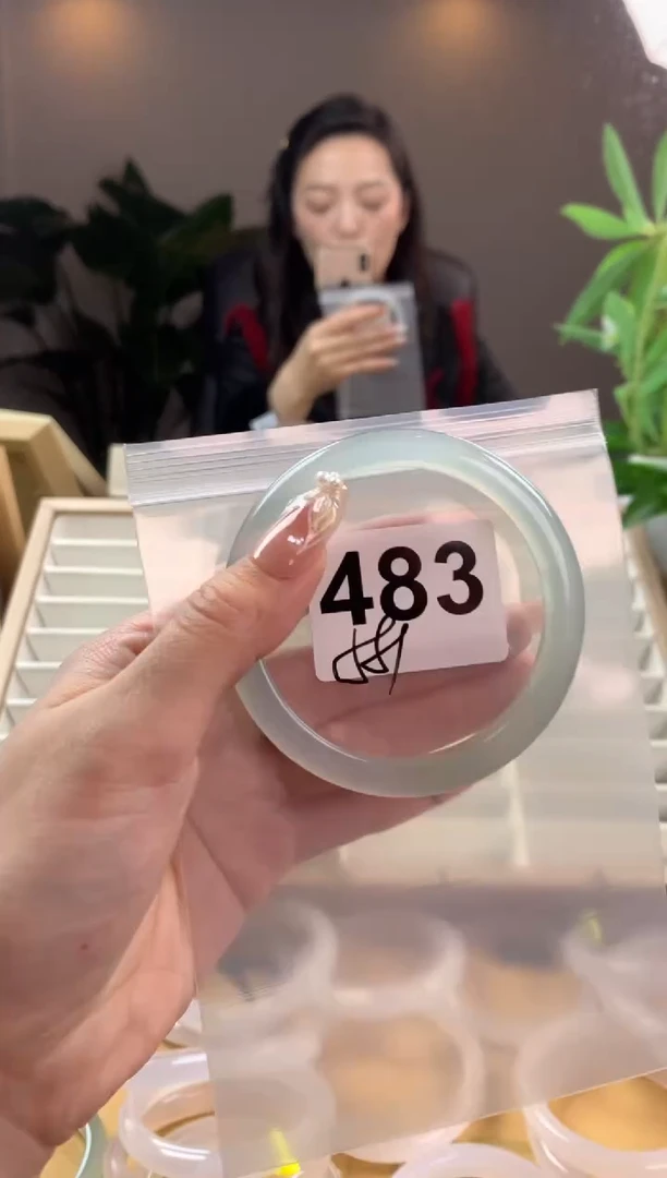 【闪购商品】玛瑙/玉髓手镯未镶嵌483