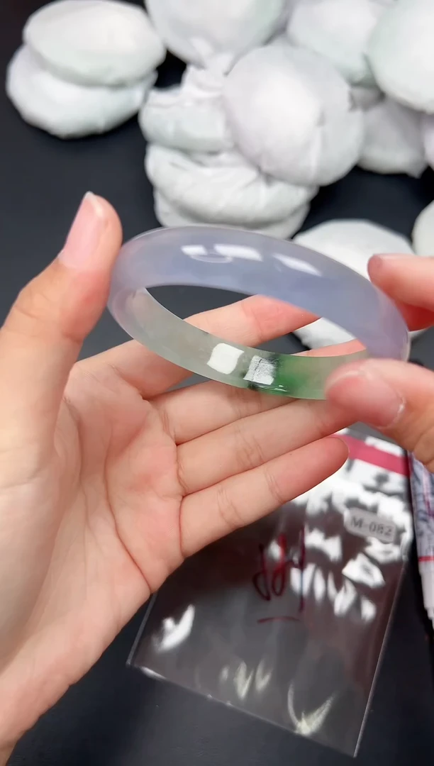 精品手镯，一物一拍M082