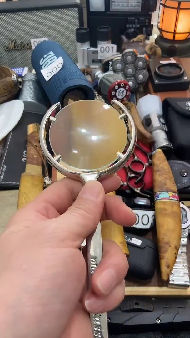 瓷片闪购商品  如图所示