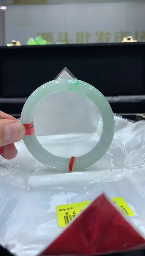 未镶嵌手镯翡翠翡翠手镯