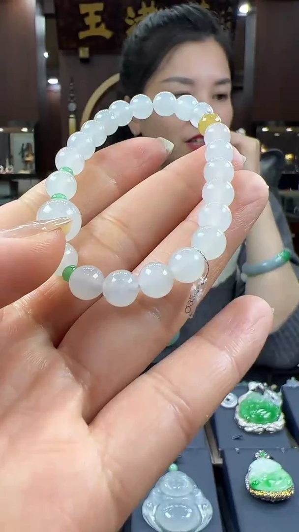 【闪购商品】翡翠挂件未镶嵌手串