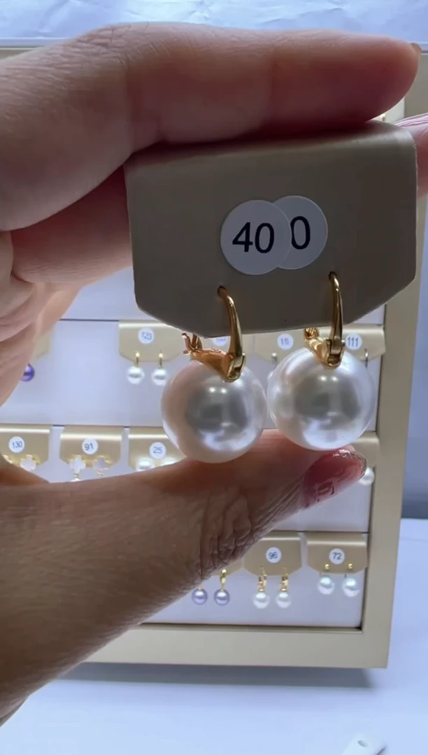 银S925镶嵌淡水珍珠耳饰400