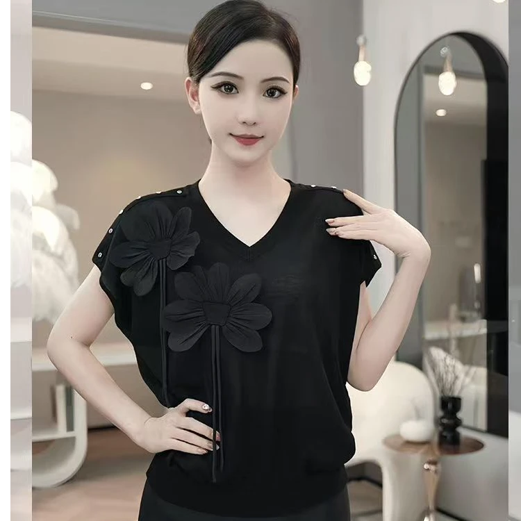 2025夏新款女装高档V领纯色花朵针织衫百搭短袖宽松减龄洋气上衣