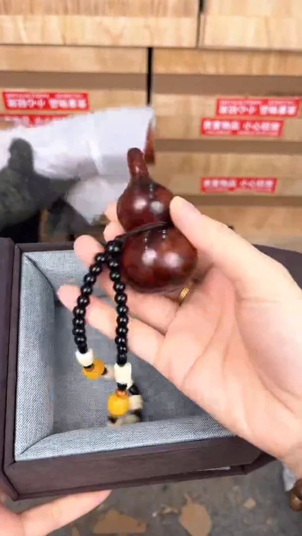 品茗文玩阁血檀葫芦手把件链接@@YS1414