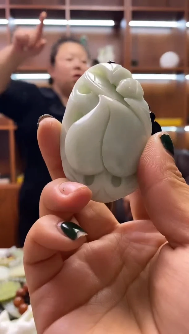 未镶嵌岫玉挂件