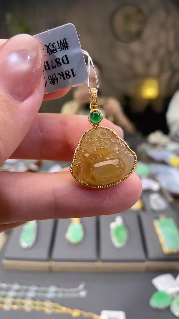 吊坠(不含链)18K金镶嵌翡翠佛公