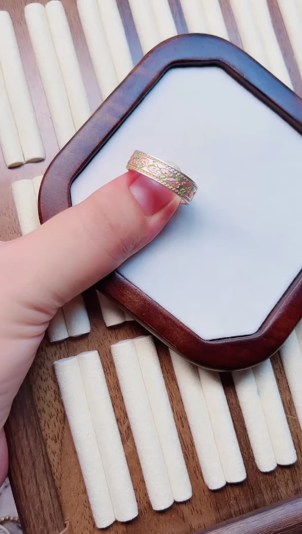 足银珐琅描金滕花戒指