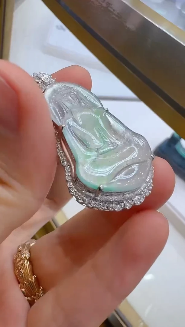 翡翠18K金镶嵌吊坠(不含链)多样性团购发一件