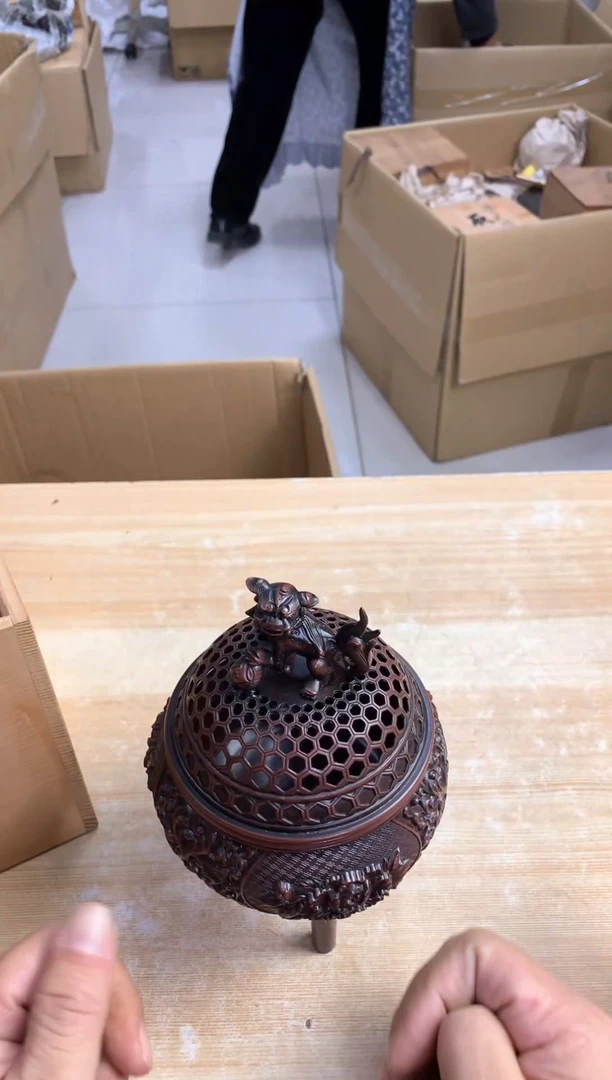 铁默认微瑕，no退no换，介意勿拍