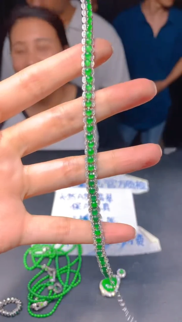 定制翡翠未镶嵌304多样性发货（发其一）