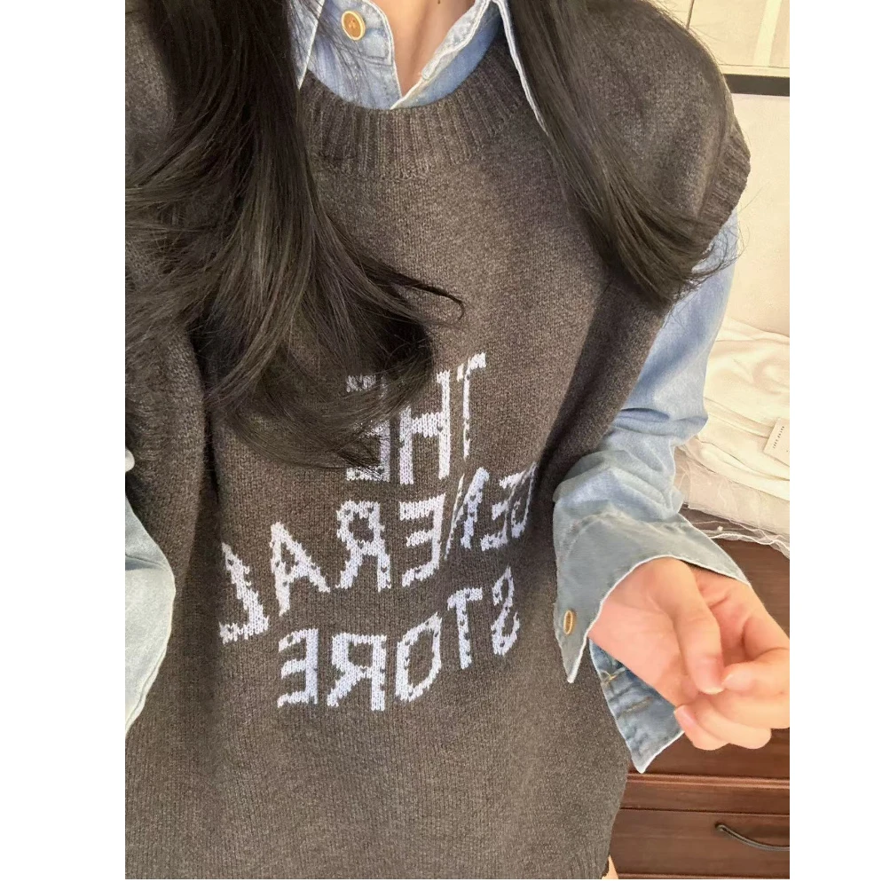 DEZI宝藏衣橱轻奢气质时尚字母百搭女马甲LS69088