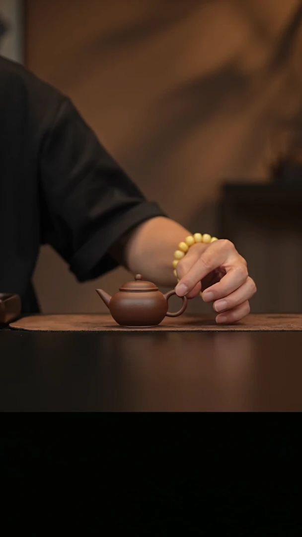 允禾斋 紫砂壶  水平 紫泥