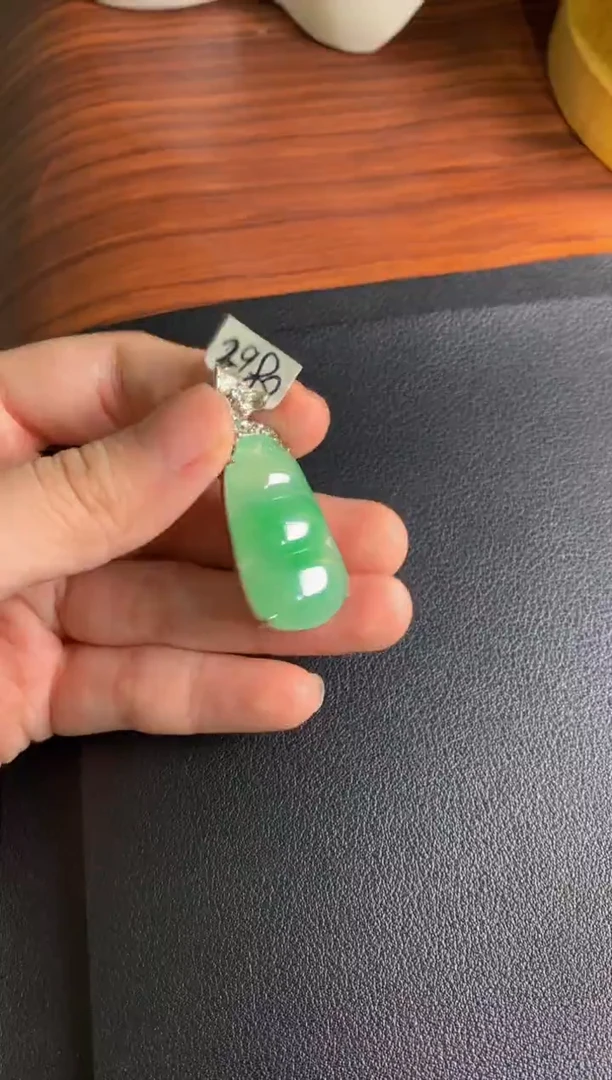 颈饰银S925镶嵌翡翠翡翠