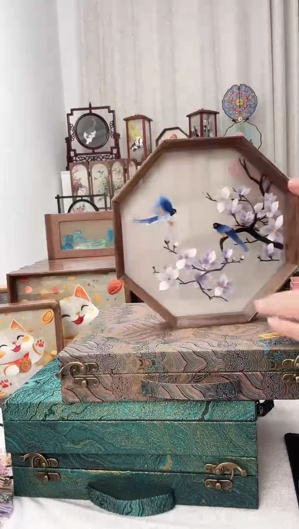 扇子苏绣作品手工精品摆台