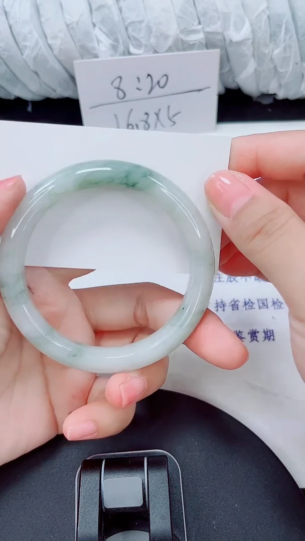 未镶嵌手镯石英质玉37-57/58