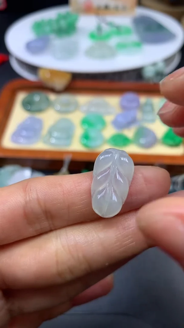 【闪购商品】定制翡翠未镶嵌翡翠