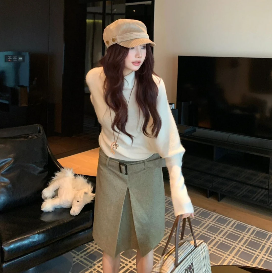 设计感小众半高领套头毛衣女秋冬气质小众针织衫上衣百搭半身裙子