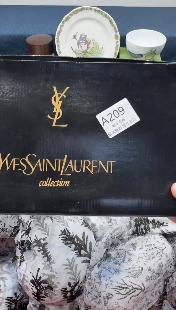 瓷片芸*      A209