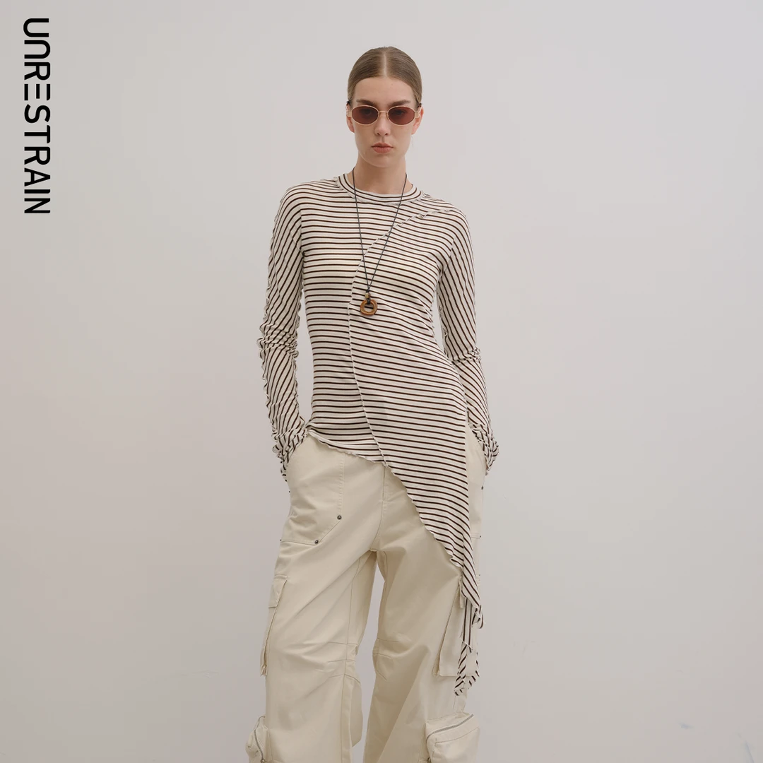 【UNRESTRAIN】UNR25秋冬不规则下摆条纹长袖T恤女上衣
