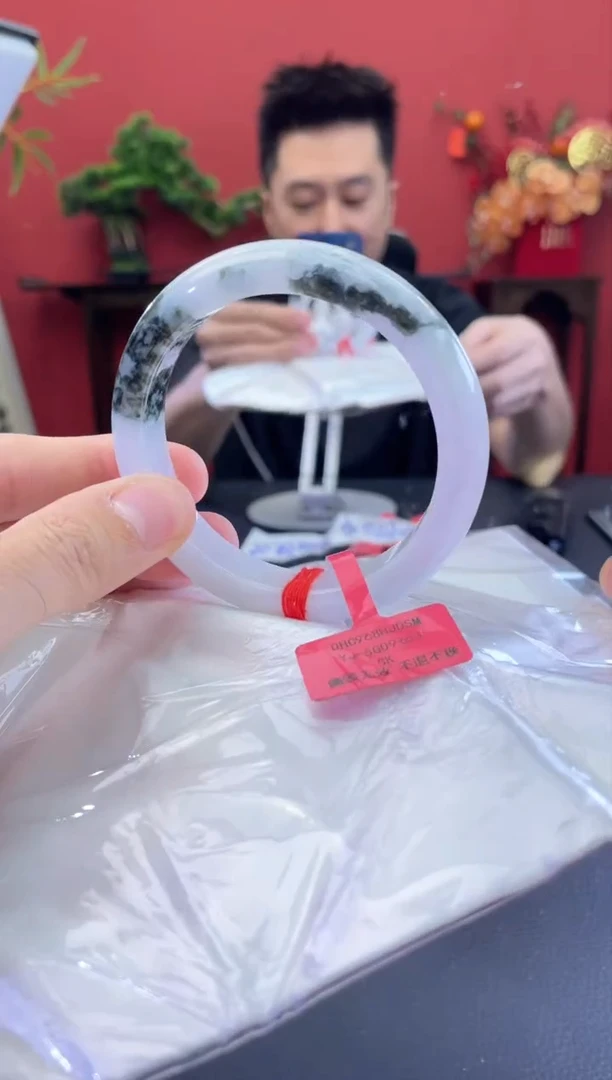 未镶嵌手镯翡翠6