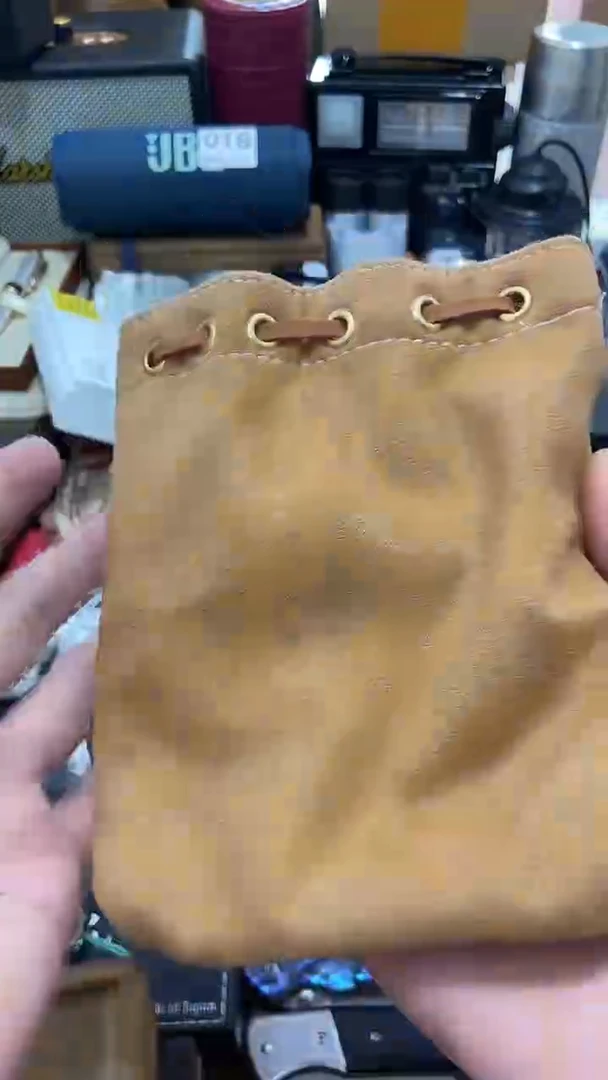 瓷片闪购商品  如图所示