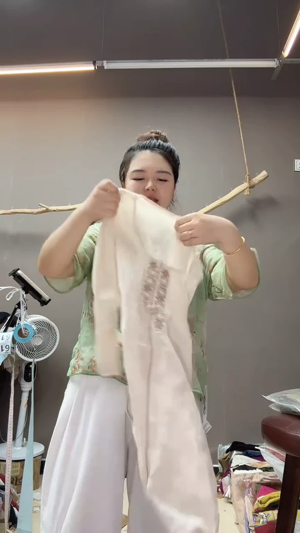 沐小睿服饰麻衣287