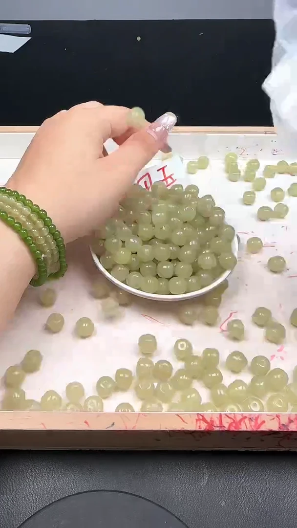 未镶嵌和田玉珠宝半成品晴水老型珠N187卡9*10MM 10颗