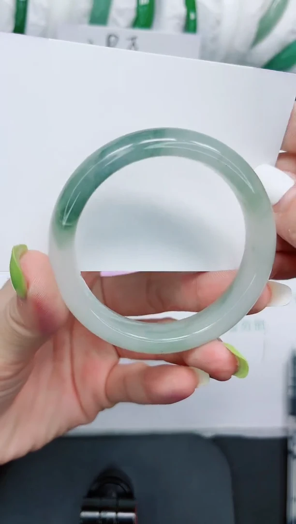 石英质玉手镯未镶嵌298/54