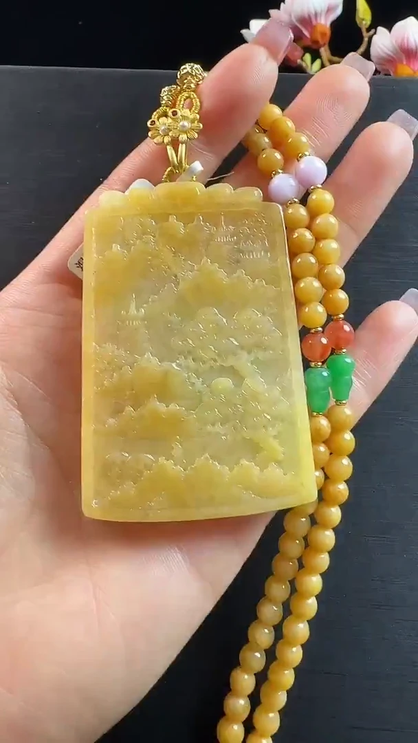 颈饰未镶嵌翡翠山水