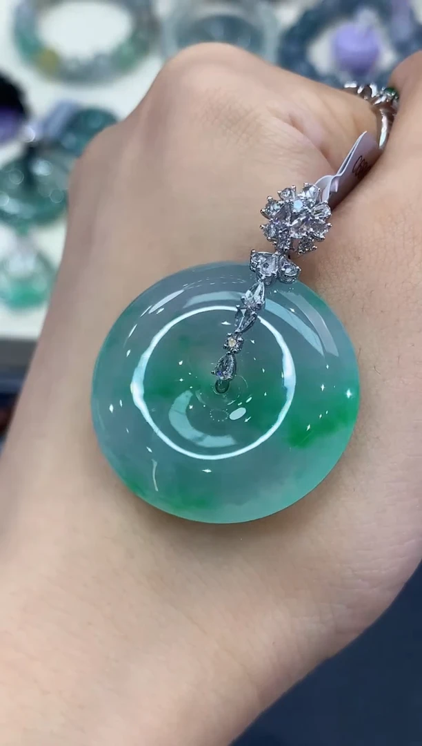 吊坠(不含链)未镶嵌翡翠B215