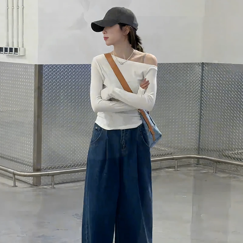 黑色斜肩露肩长袖t恤女2025新款秋季打底衫女内搭可外穿洋气