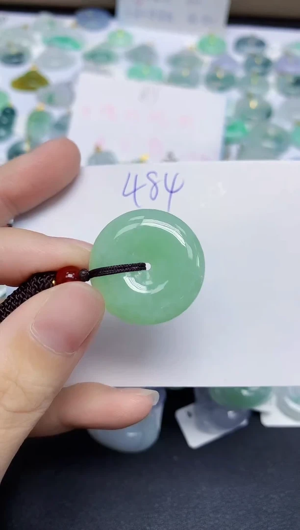 颈饰未镶嵌翡翠天然缅甸翡翠A货翡翠百元以上9元证书费自理