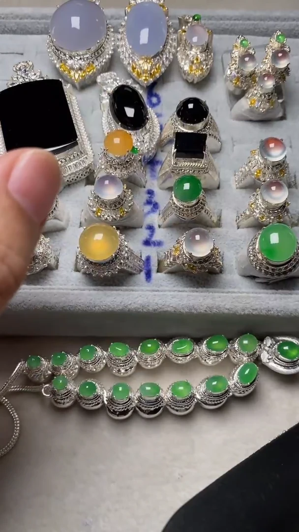 未镶嵌定制翡翠流*、天然缅甸翡翠A货