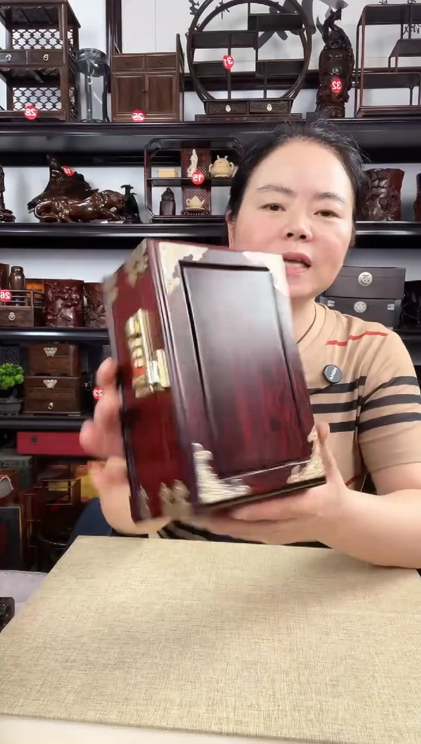 木389老李红木工艺品
