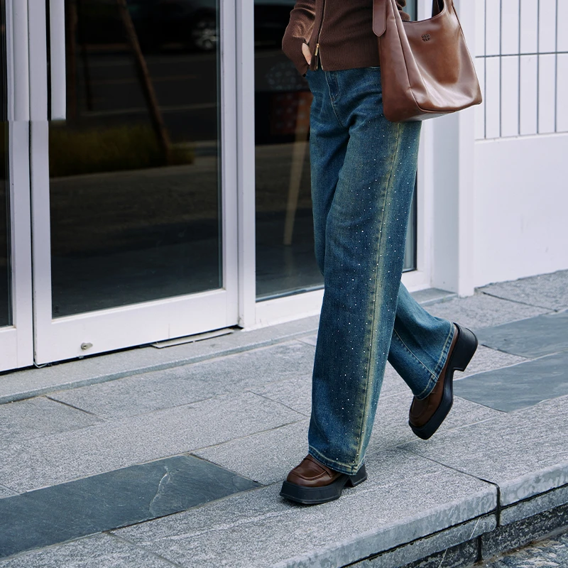 籽言专属秋冬无弹高腰直筒烫钻宽松水洗牛仔裤SY273431