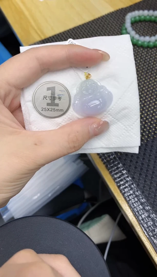 颈饰18K金镶嵌翡翠111111